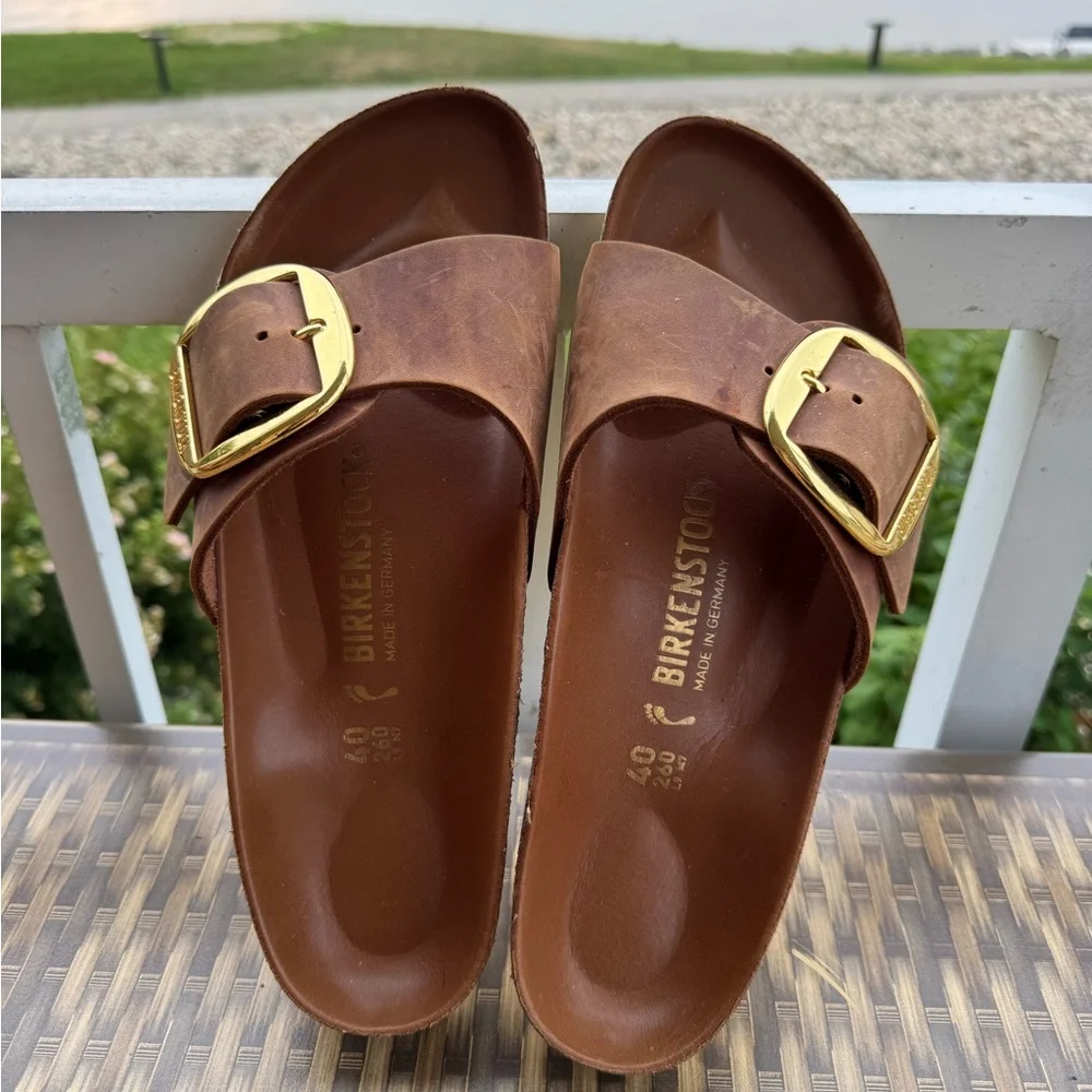 Birkenstock Madrid Big Buckle Slide Sandal in Cognac leather Sz 40/9-9.5 US - Picture 2 of 5